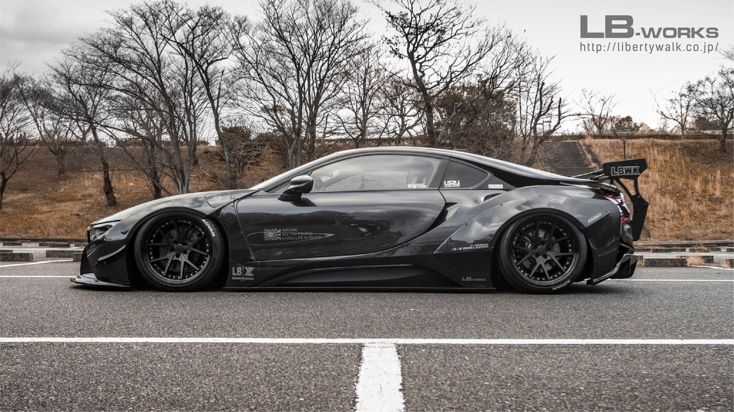 LB-WORKS × Y’z one BMW i8