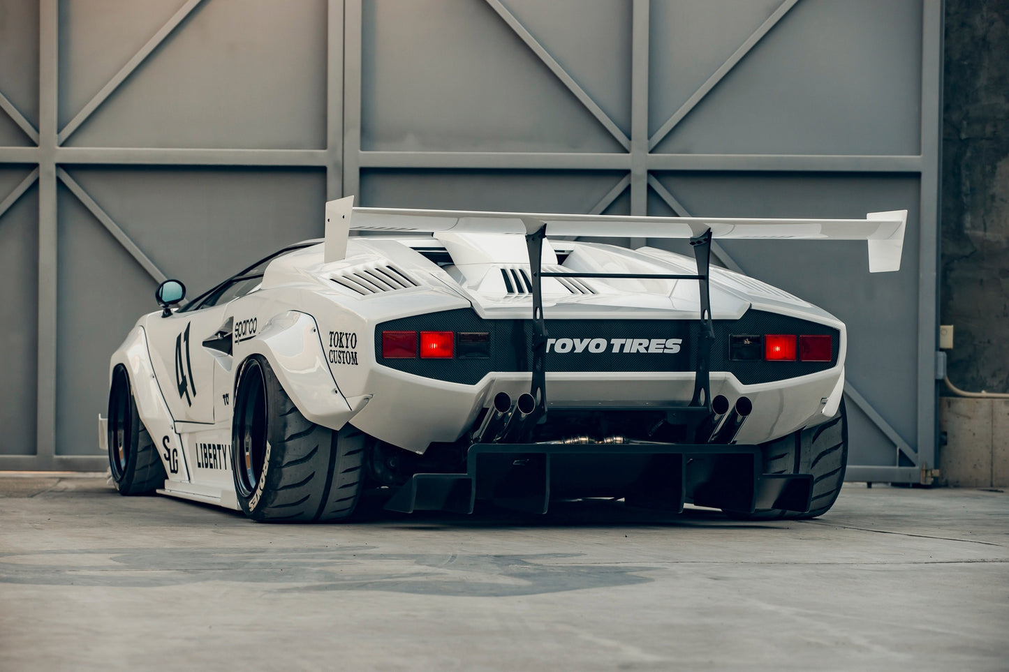 LB-WORKS Countach