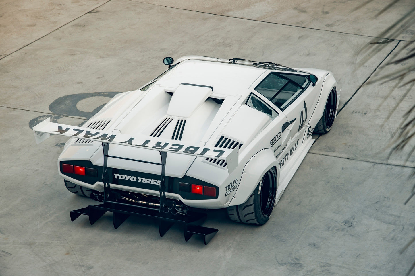 LB-WORKS Countach