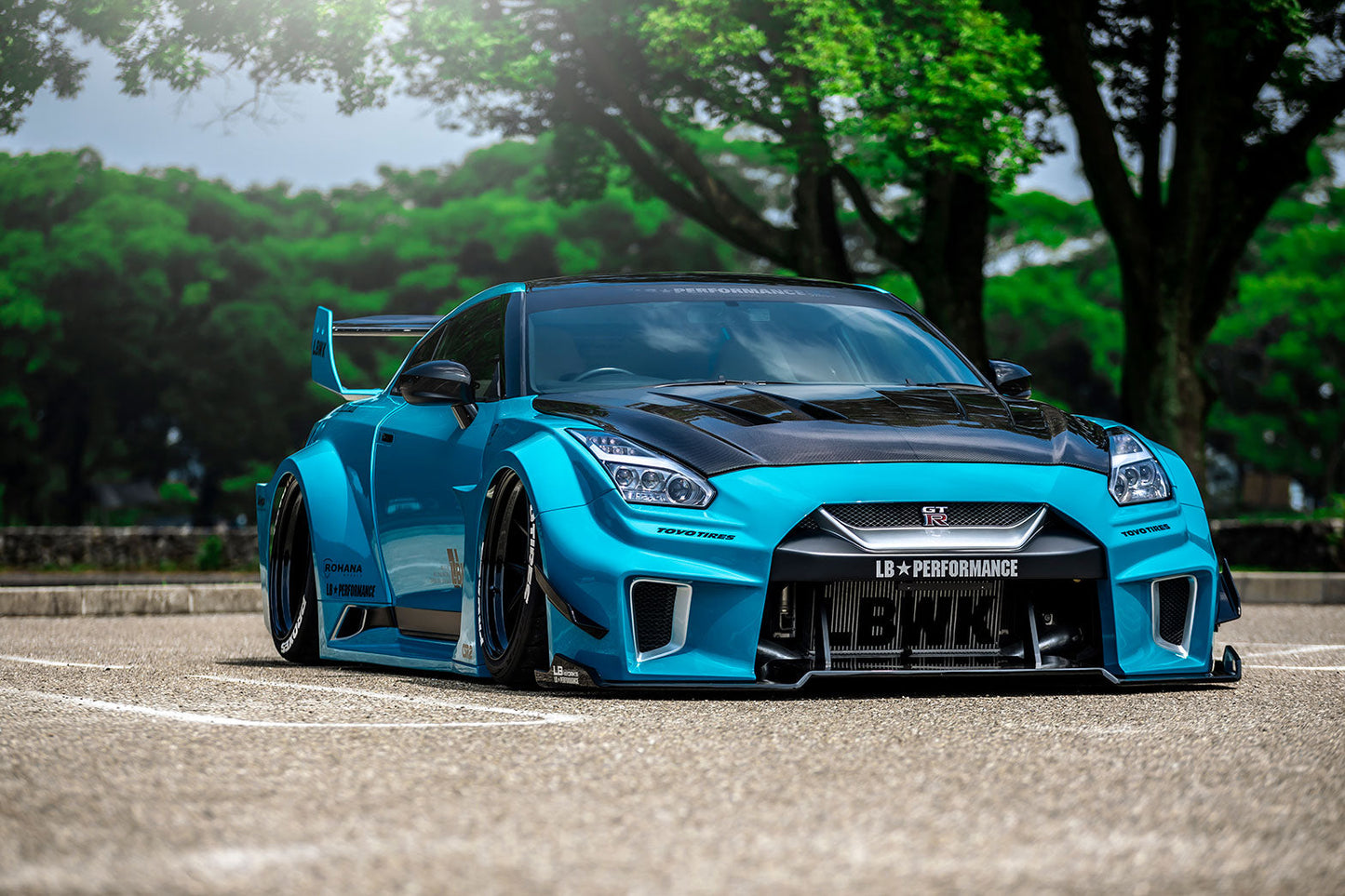 LB-Silhouette WORKS GT NISSAN 35GT-RR