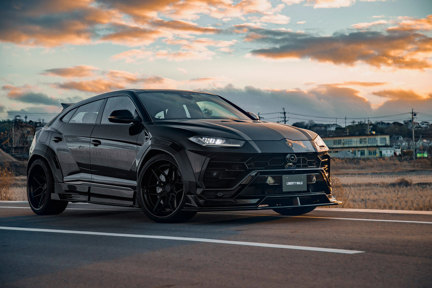 LB-WORKS URUS complete body kit with Bonnet Hood